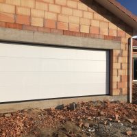 Porte de garage sectionnelle à Lyon Porte de garage sectionnelle à Lyon