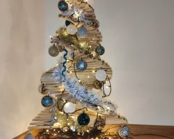 Sapin avec chute de bois massif St Just La Pendue Sapin avec chute de bois massif St Just La Pendue