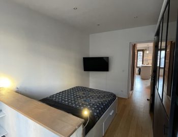 Coulissant en acier sur mesure style verrière atelier St Just La Pendue Coulissant en acier sur mesure style verrière atelier St Just La Pendue