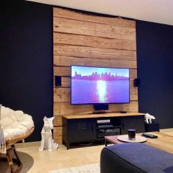 Mur en bois pour TV en Ardèche Mur en bois pour TV en Ardèche